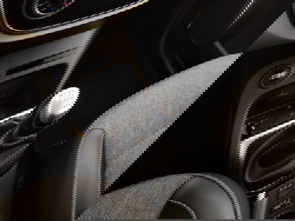 Renault Captur usata a Massa-Carrara (12)