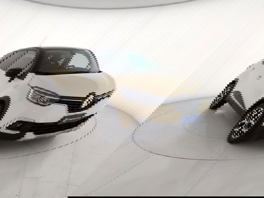 Renault Captur usata a Massa-Carrara (4)