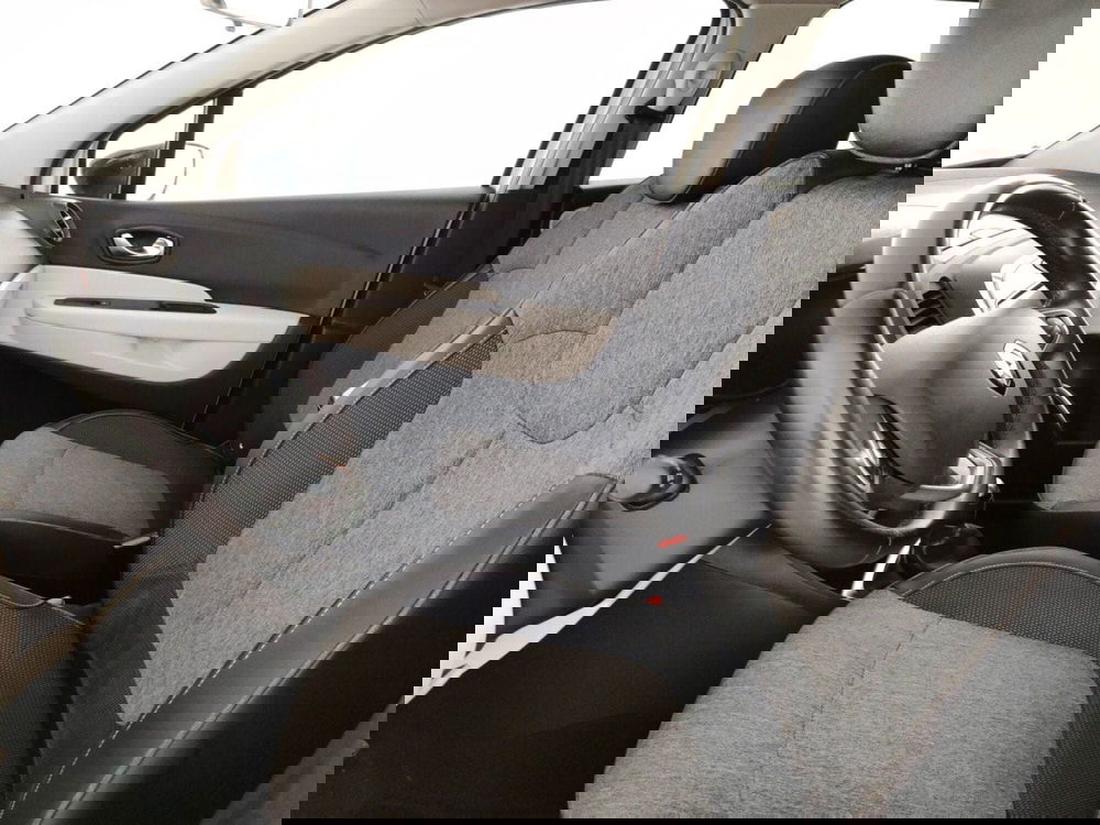 Renault Captur usata a Massa-Carrara (7)