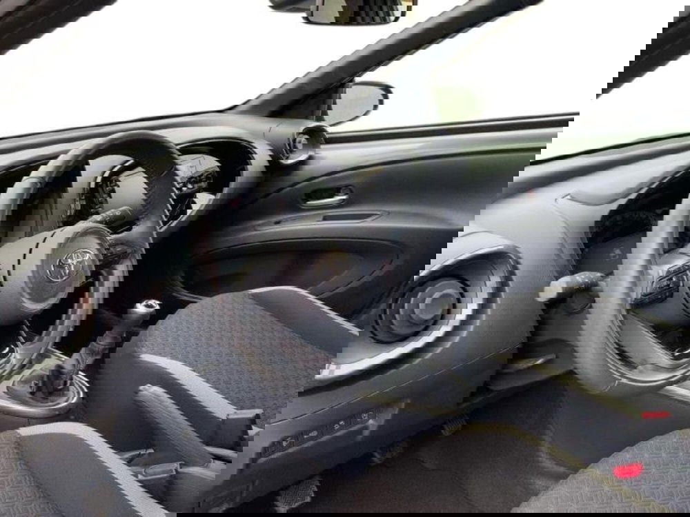 Toyota Aygo X usata a Perugia (8)