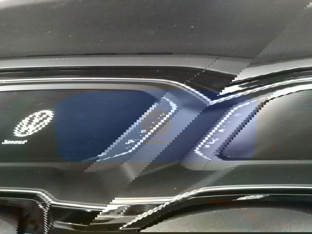 Volkswagen Taigo usata a Napoli (11)