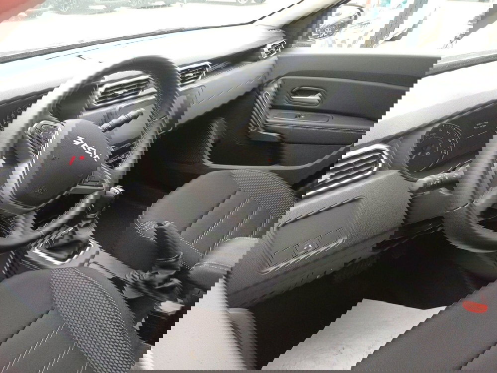 Dacia Duster usata a Frosinone (9)