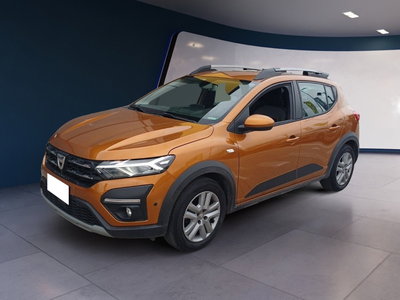 Dacia Sandero Stepway 1.0 TCe 100 CV ECO-G Comfort del 2022 usata a Ceccano