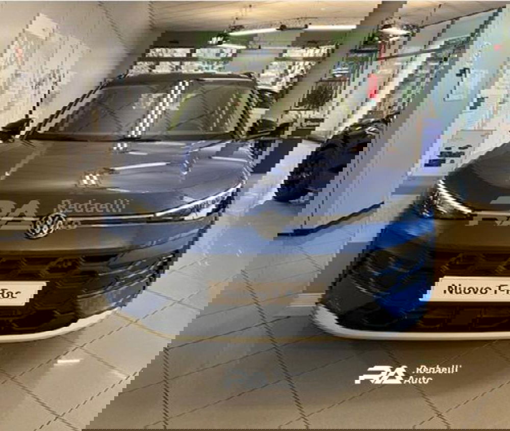 Volkswagen T-Roc nuova a Lecco (3)