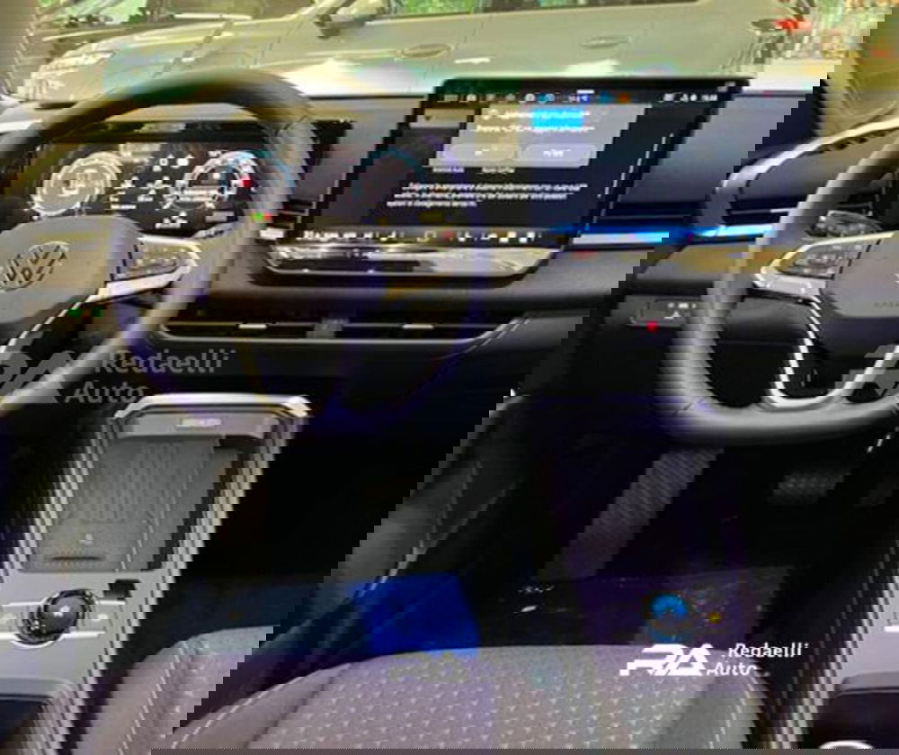 Volkswagen T-Roc nuova a Lecco (9)