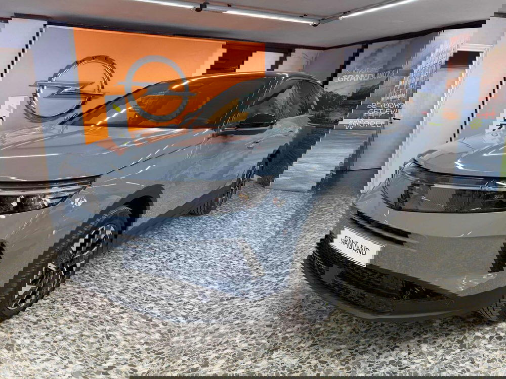 Opel Grandland nuova a Foggia