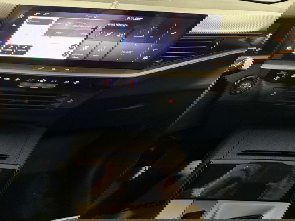 Opel Grandland nuova a Foggia (16)