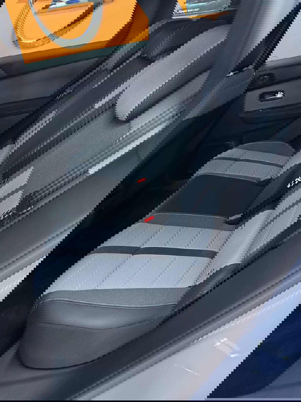 Opel Grandland nuova a Foggia (18)