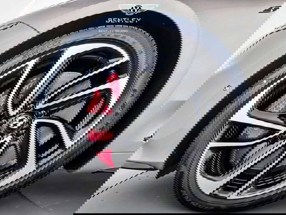 Bentley Continental GTC nuova a Milano (10)