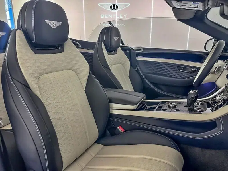 Bentley Continental GTC nuova a Milano (17)