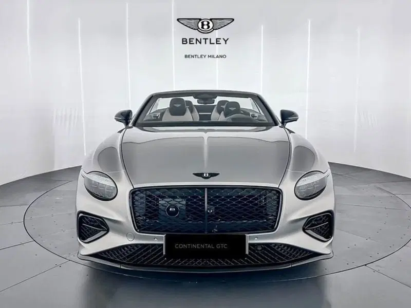 Bentley Continental GTC nuova a Milano (2)