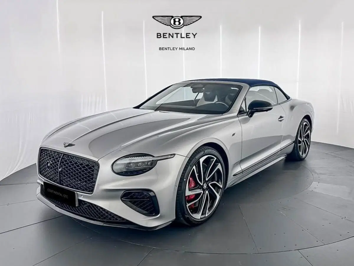 Bentley Continental GTC nuova a Milano (3)