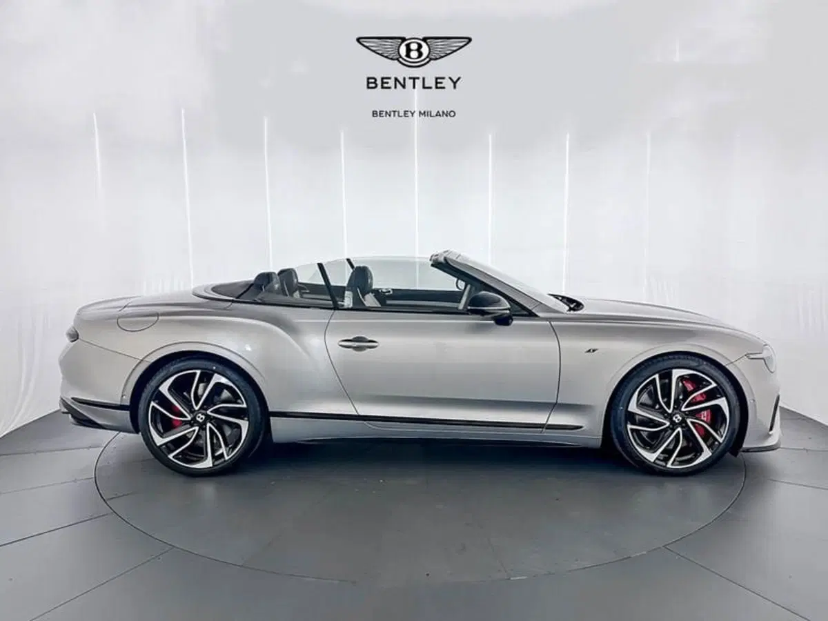 Bentley Continental GTC nuova a Milano (5)