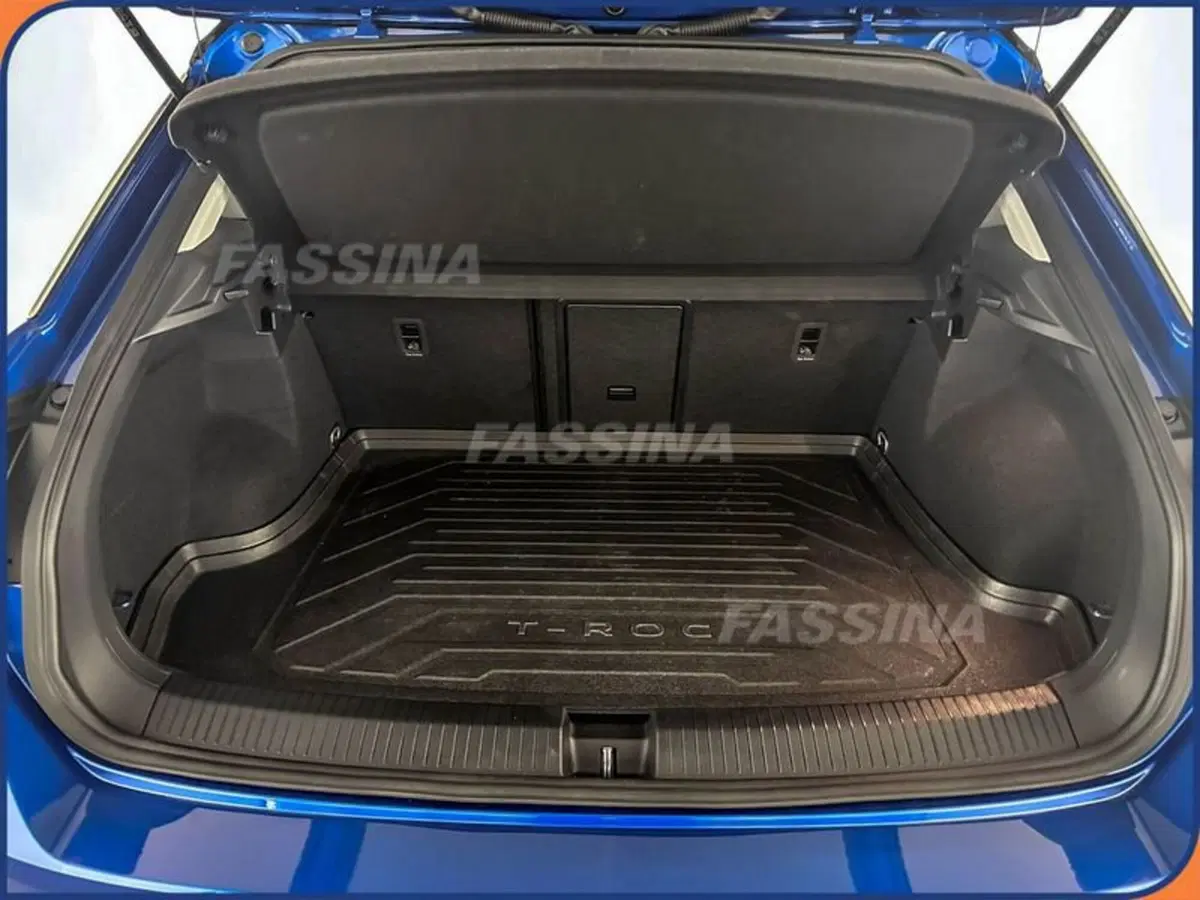 Volkswagen T-Roc usata a Milano (11)