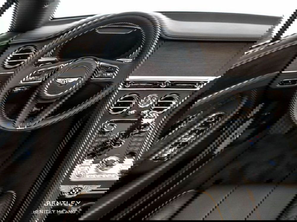 Bentley Continental GTC usata a Milano (12)