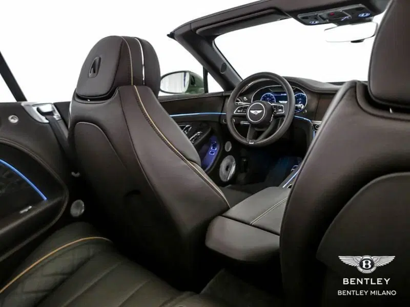 Bentley Continental GTC usata a Milano (13)