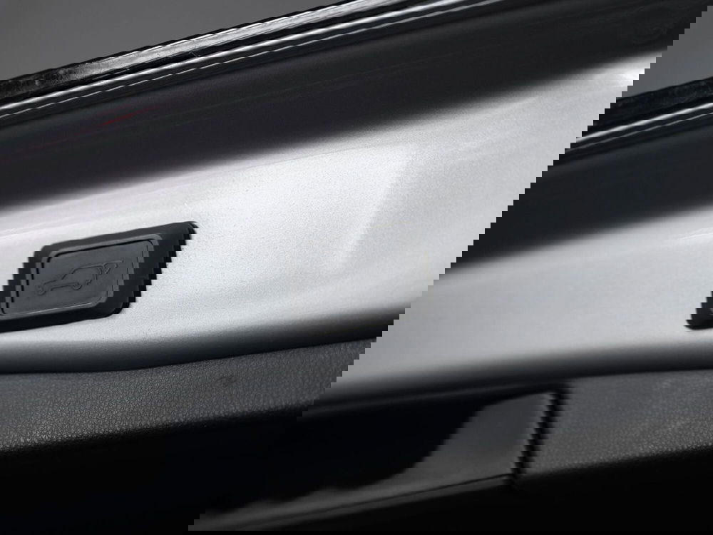 Toyota Rav4 usata a Foggia (18)