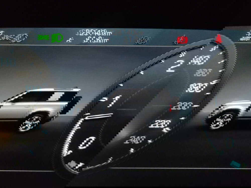 Land Rover Defender usata a Milano (10)