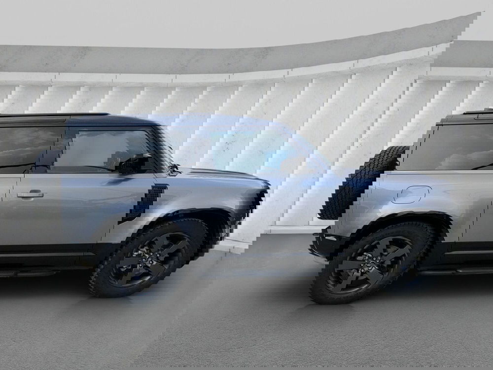 Land Rover Defender usata a Milano (6)