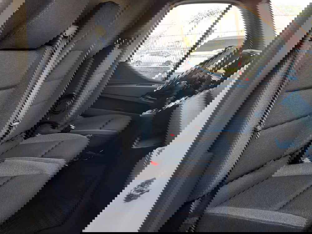 Nissan Interstar Furgone nuova a Modena (8)