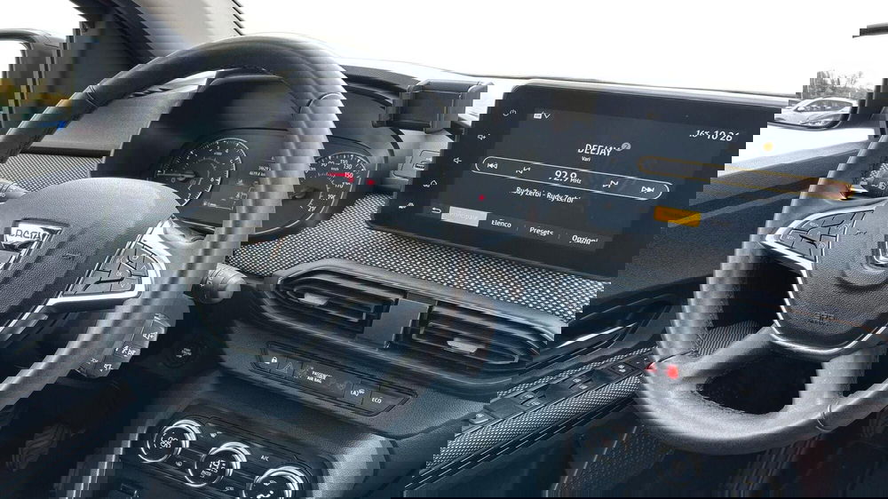 Dacia Jogger usata a Padova (7)