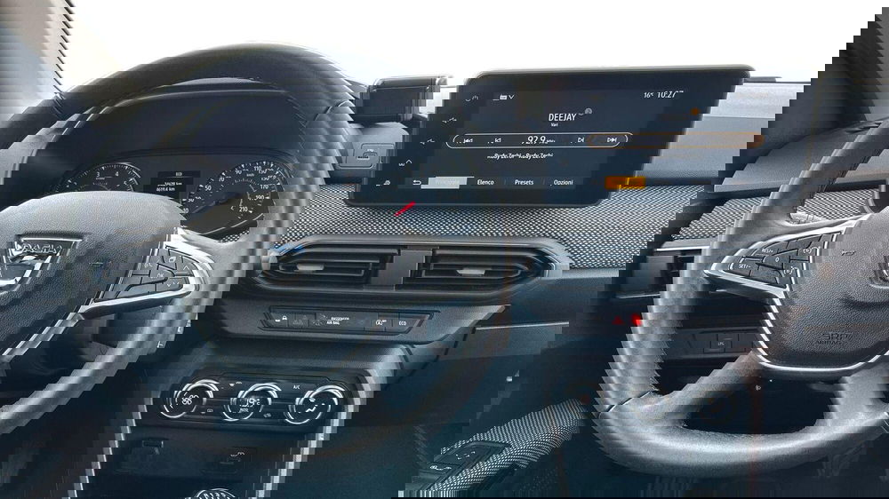 Dacia Jogger usata a Padova (8)