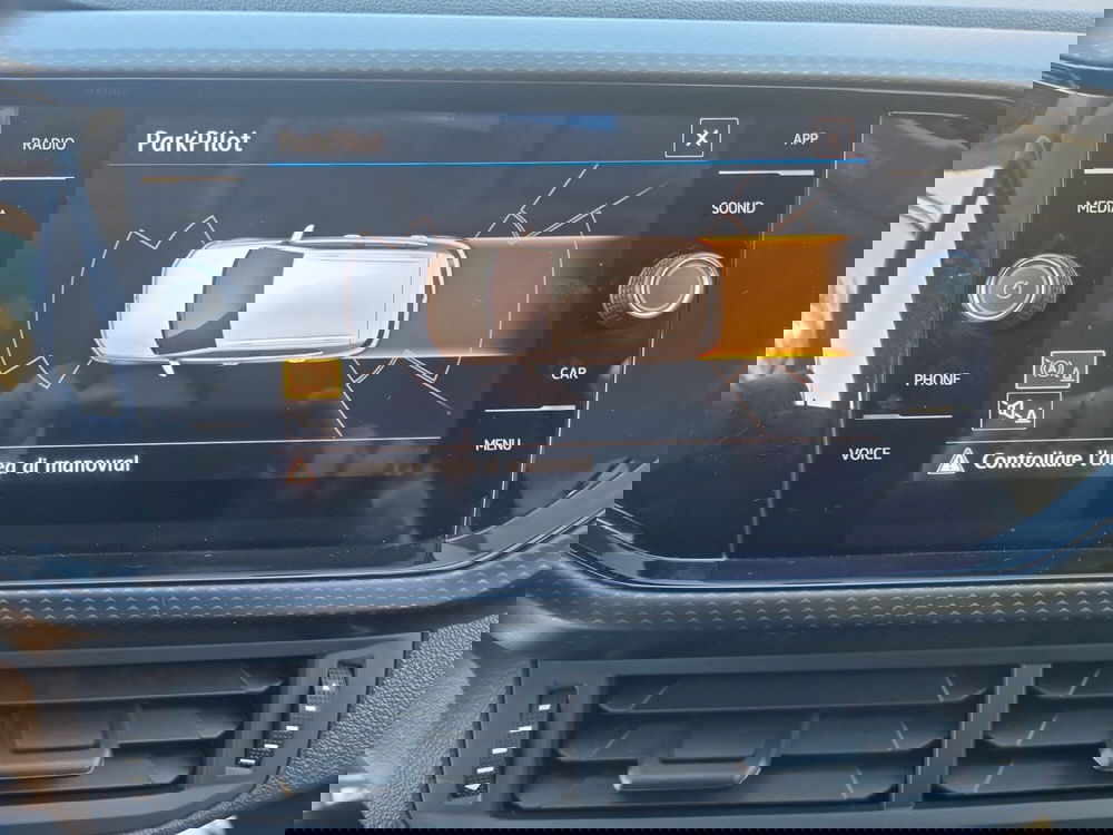 Volkswagen T-Cross usata a Siena (13)