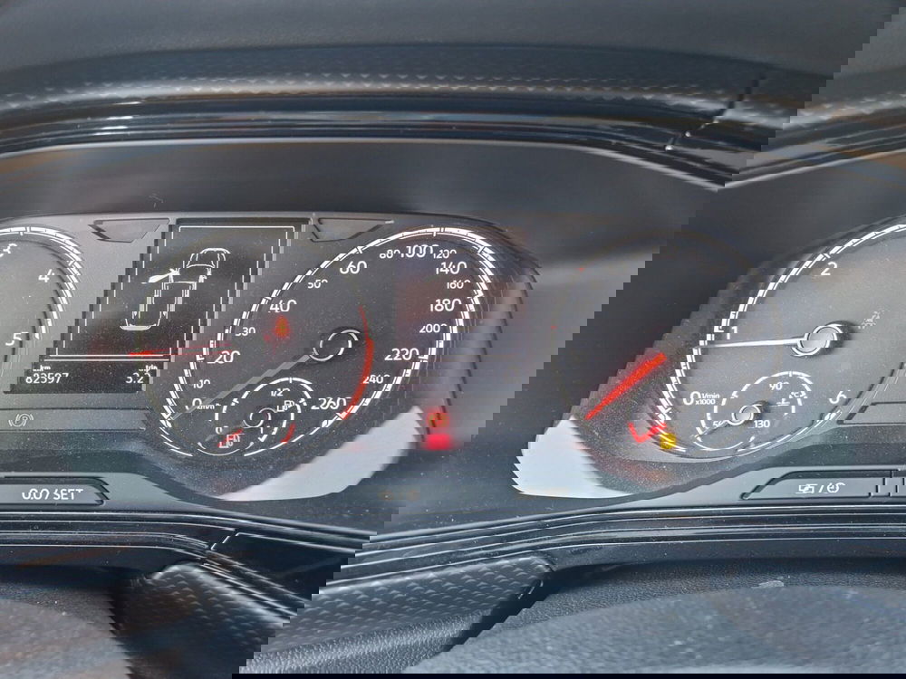 Volkswagen T-Cross usata a Siena (14)