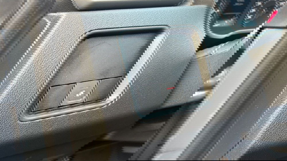 Dacia Duster usata a Padova (13)