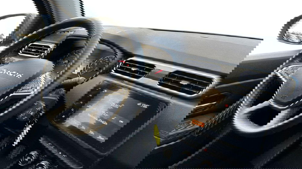 Dacia Duster usata a Padova (8)