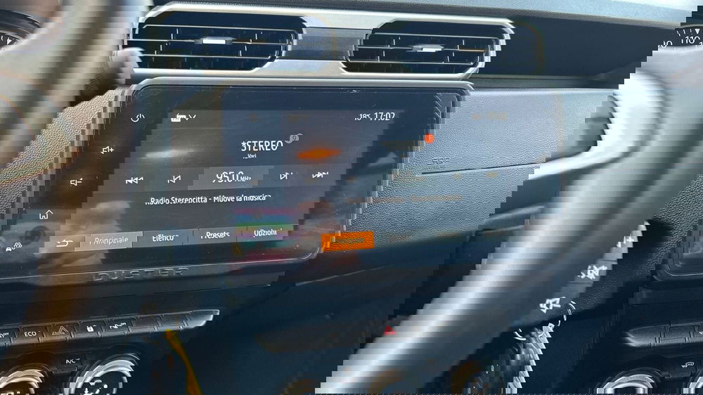 Dacia Duster usata a Padova (9)