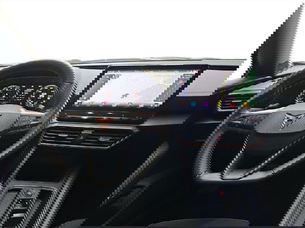 Cupra Formentor usata a Lecco (11)