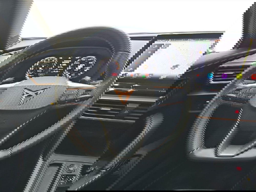 Cupra Formentor usata a Lecco (12)