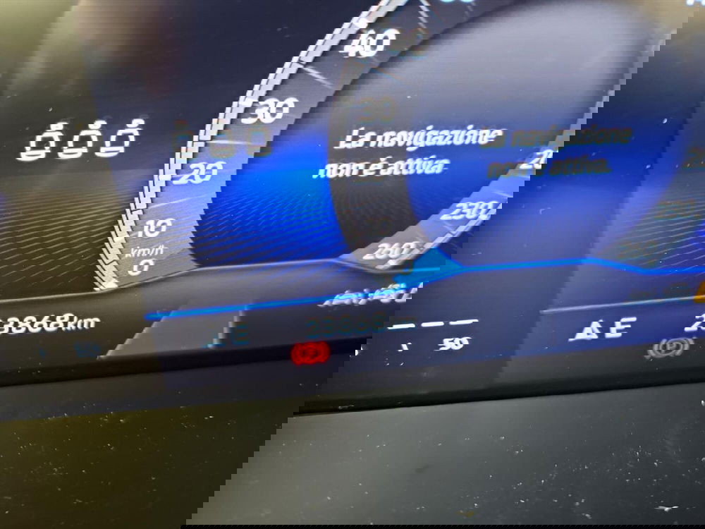 Volkswagen T-Roc usata a Lecco (12)