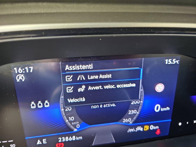 Volkswagen T-Roc usata a Lecco (14)