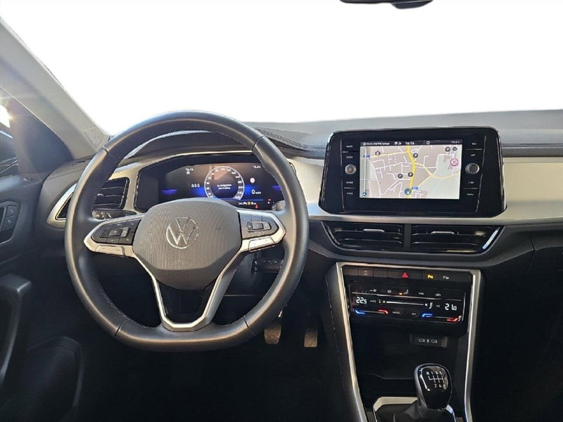 Volkswagen T-Roc usata a Lecco (8)