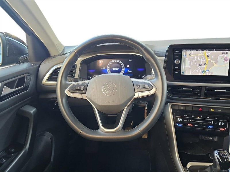 Volkswagen T-Roc usata a Lecco (9)