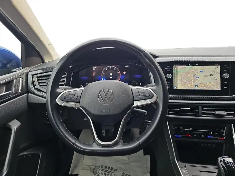 Volkswagen Taigo usata a Lecco (10)