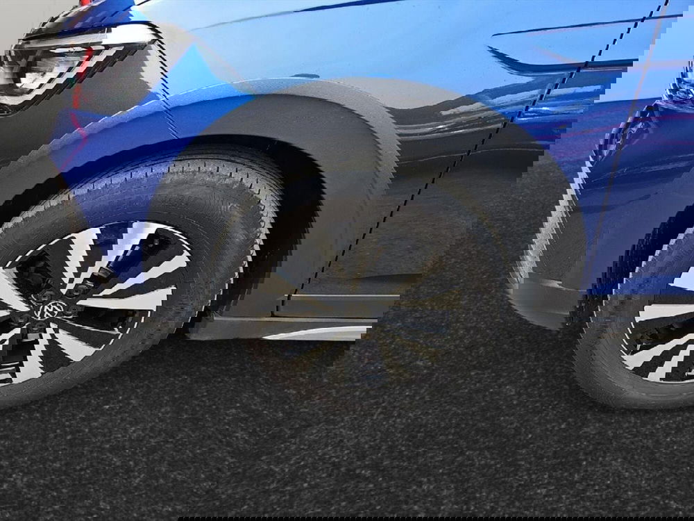 Volkswagen Taigo usata a Lecco (17)