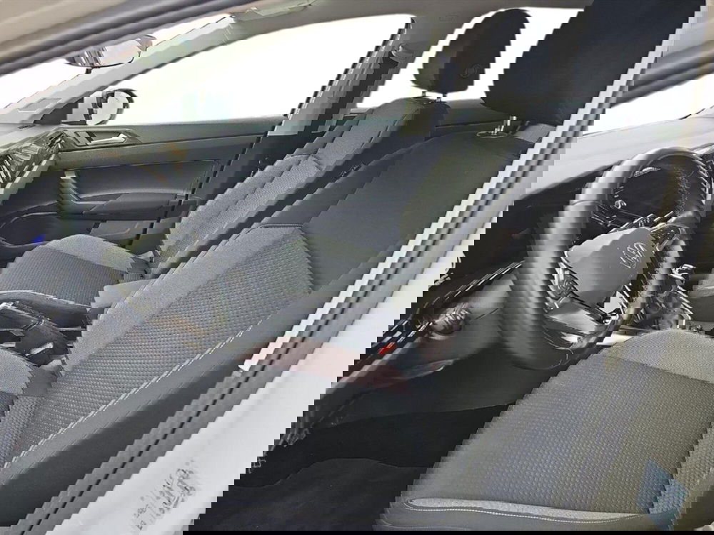 Volkswagen Taigo usata a Lecco (11)