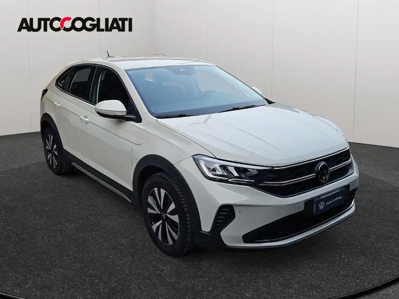Volkswagen Taigo usata a Lecco (3)