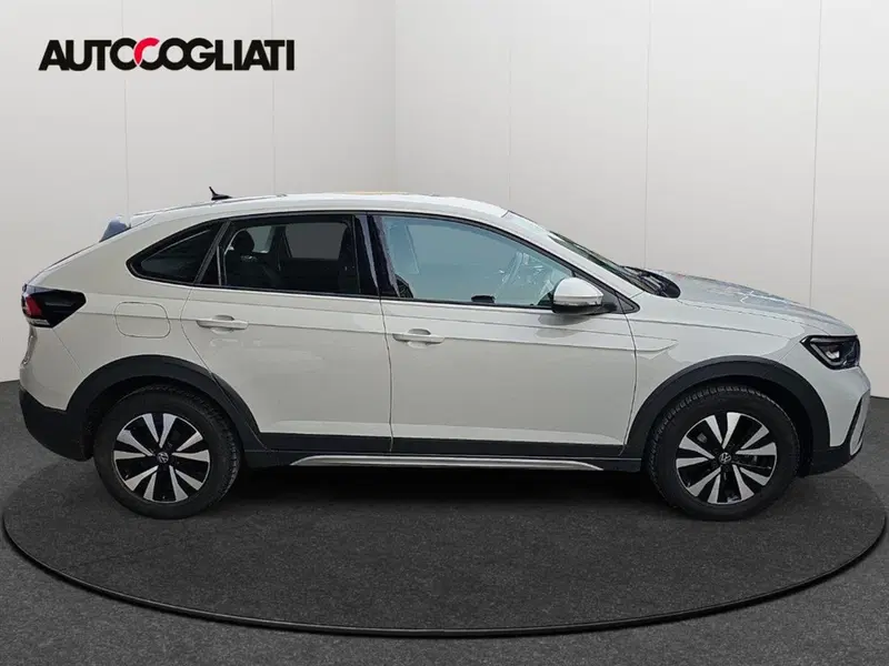 Volkswagen Taigo usata a Lecco (4)
