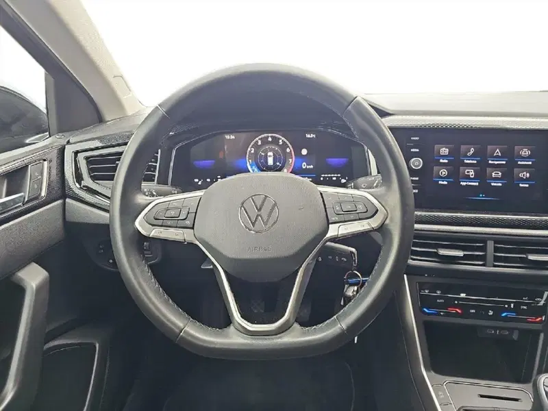Volkswagen Taigo usata a Lecco (10)