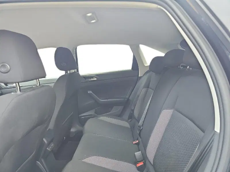 Volkswagen Taigo usata a Lecco (12)