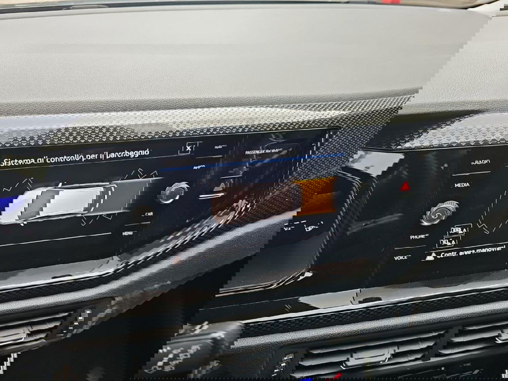 Volkswagen Taigo usata a Lecco (14)