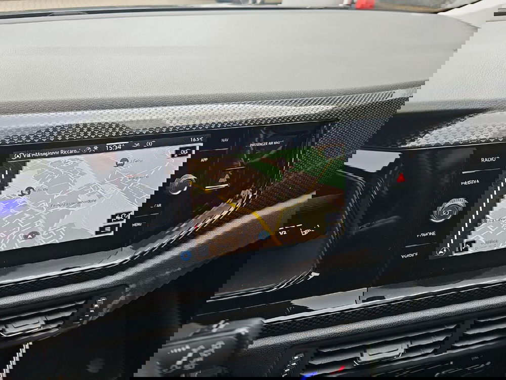 Volkswagen Taigo usata a Lecco (16)