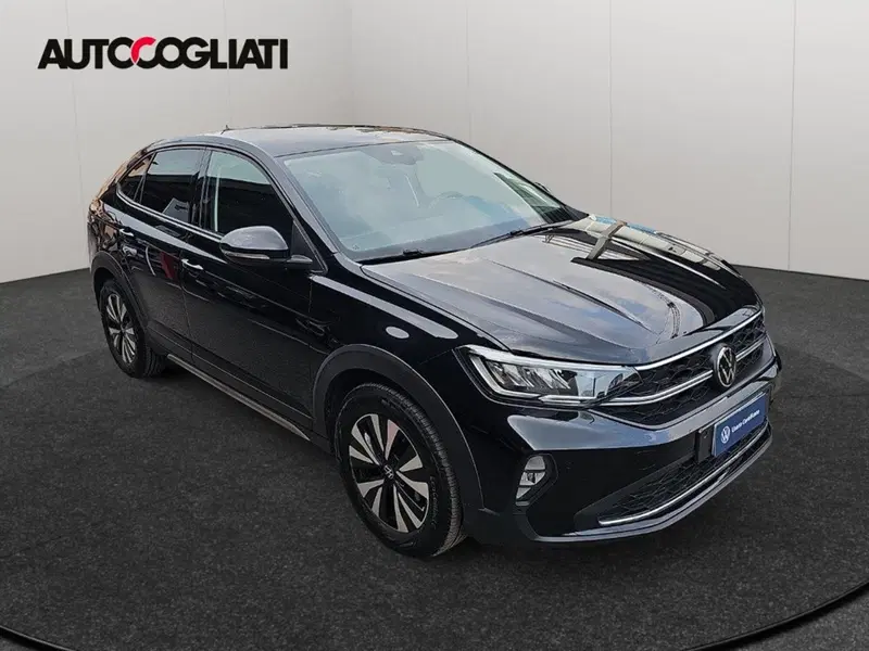 Volkswagen Taigo usata a Lecco (3)
