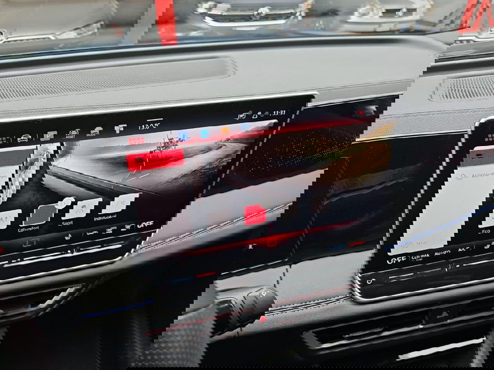 Volkswagen Tiguan usata a Lecco (15)