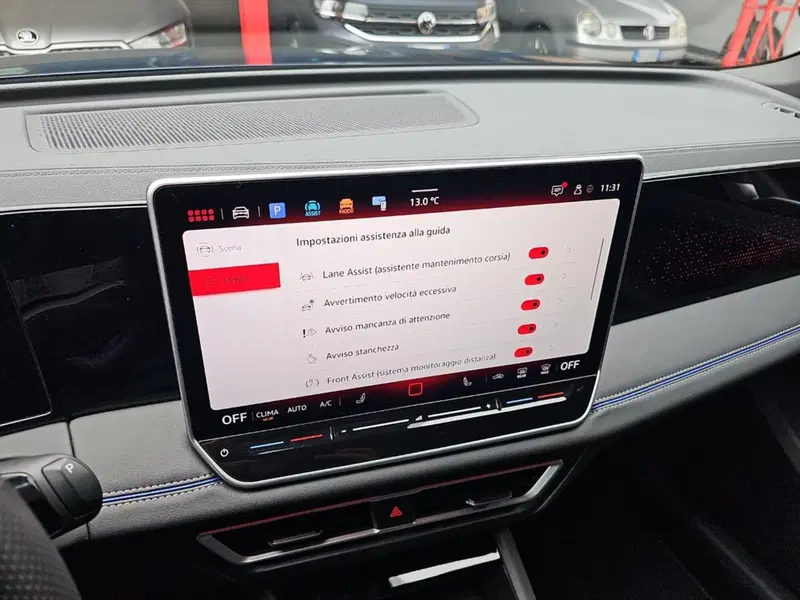 Volkswagen Tiguan usata a Lecco (16)