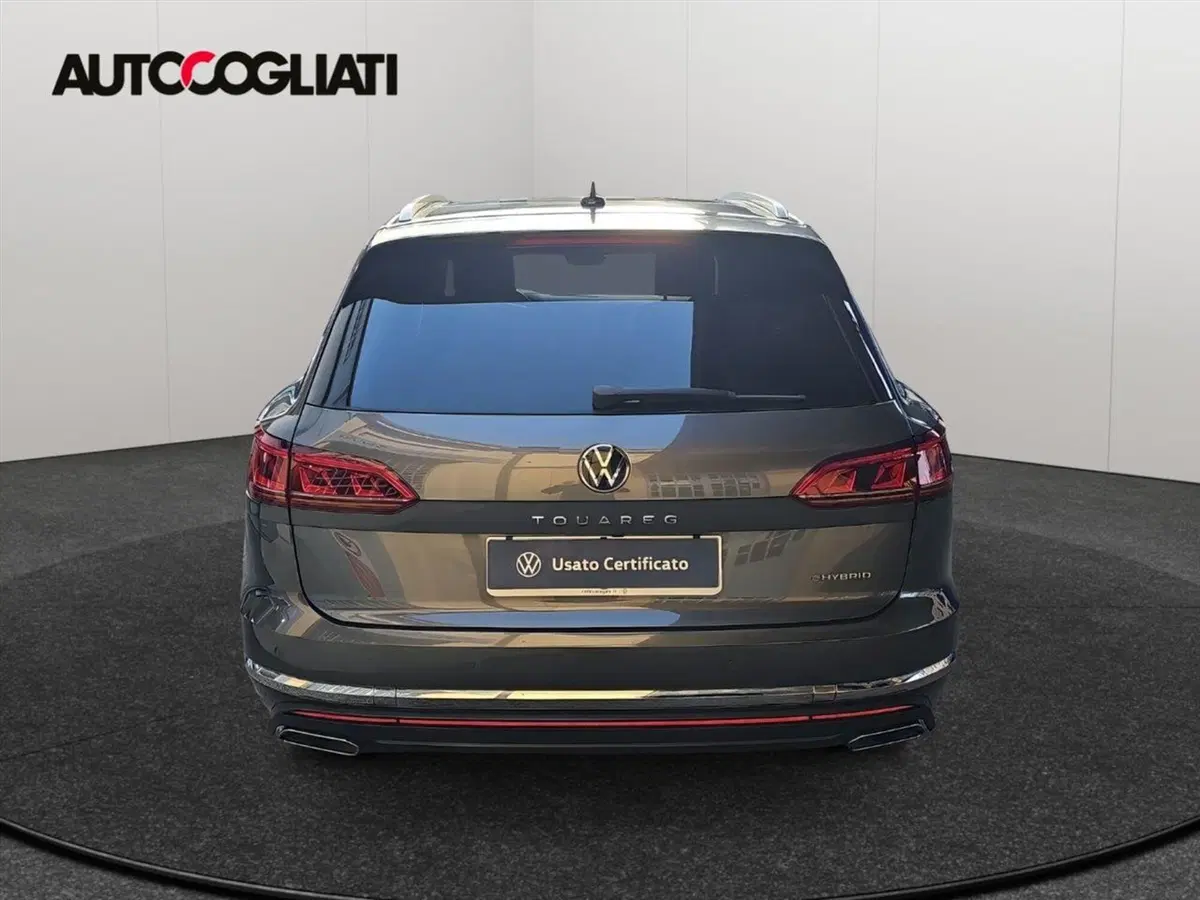 Volkswagen Touareg usata a Lecco (5)